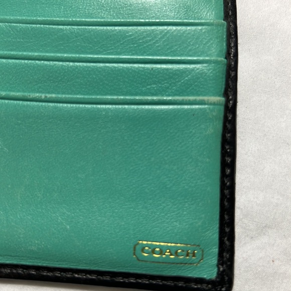 Coach women folded canvas/ leather wallet used - Picture 4 of 12